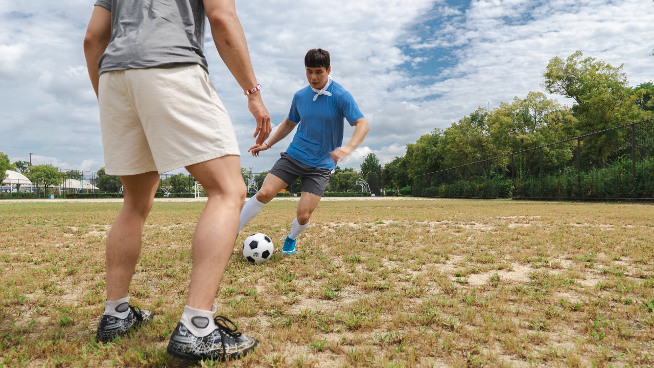 Top 10 Best Strikers in Football History